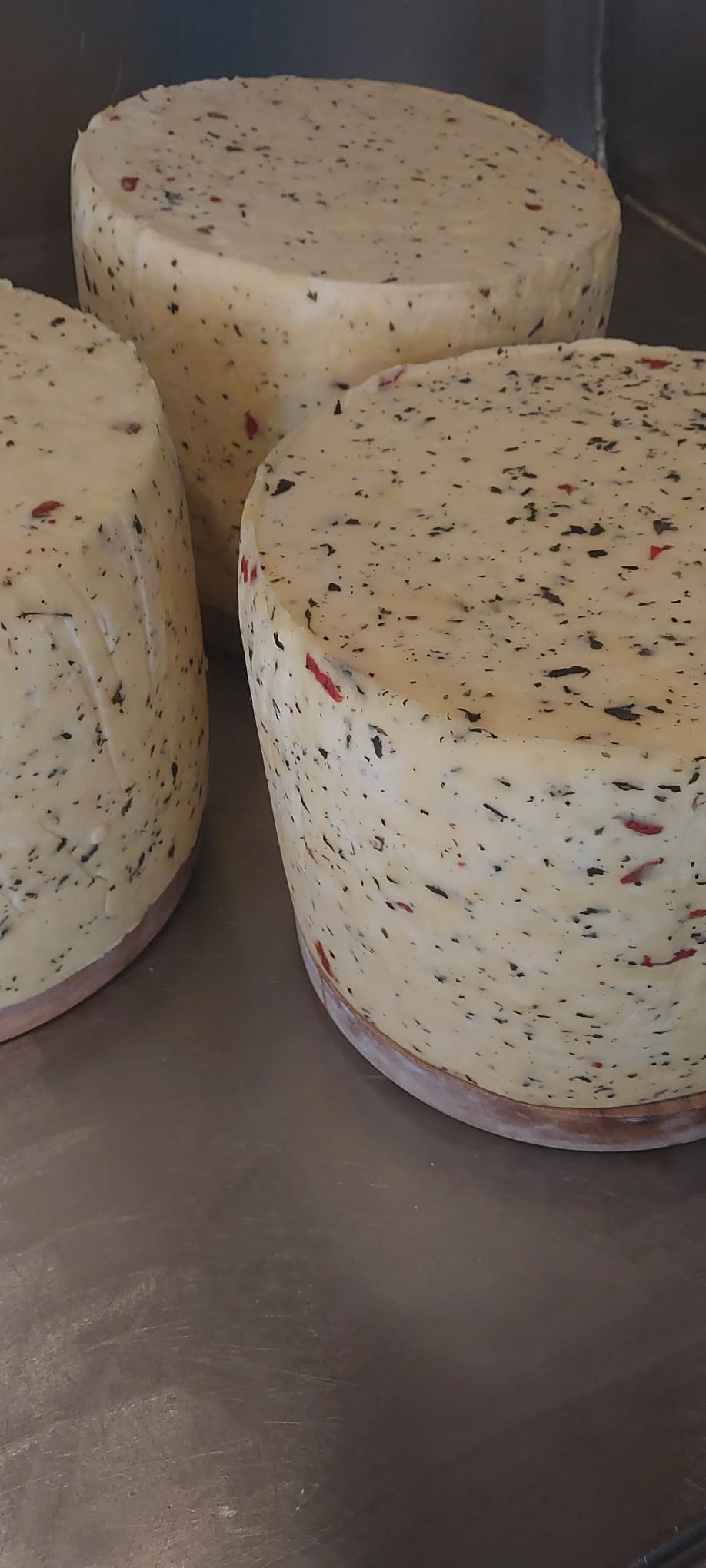 Raw Fresh Cheddar - Hill Farm 'EXQUISITO'