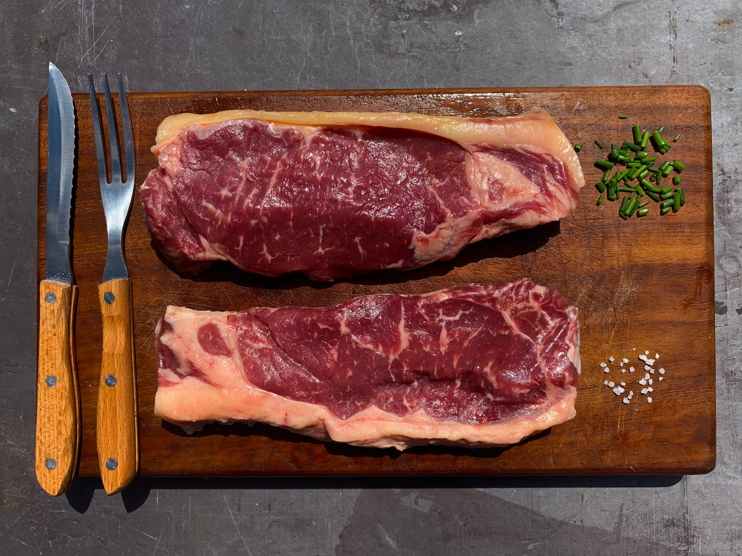 2 Sirloin Steaks